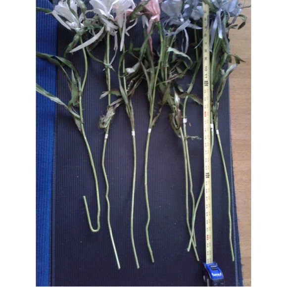 Silk Artificial Flowers With Vase - Picture 8 of 9